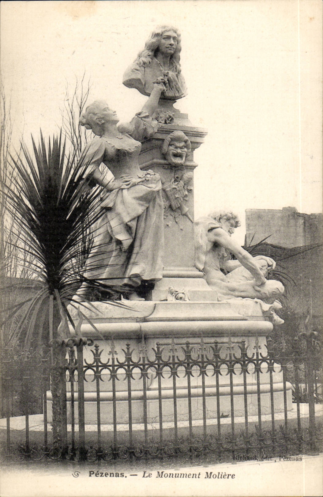 Pezenas CPA Le monument Moliere
