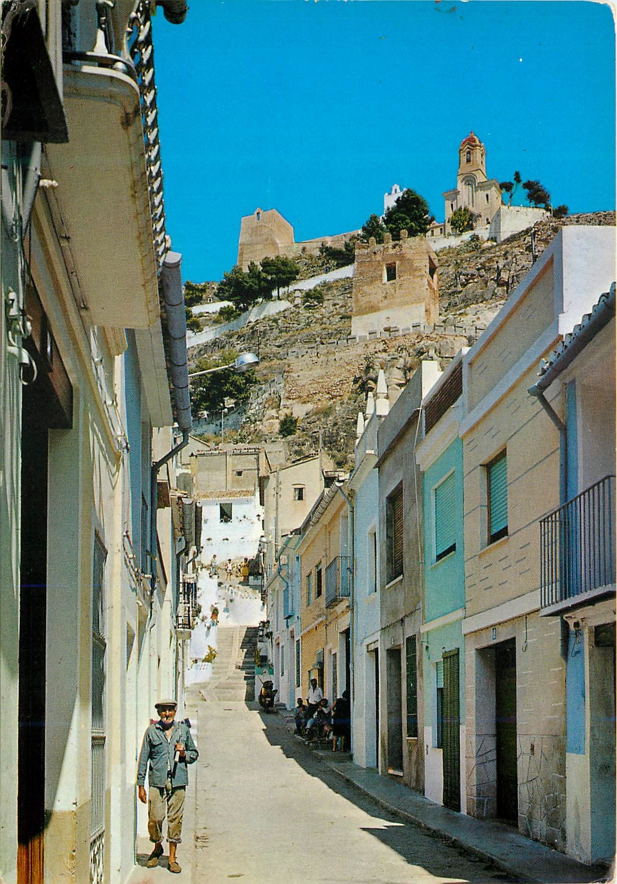 CPM Cullera (Valencia) Rue Santa Ana et Chateau