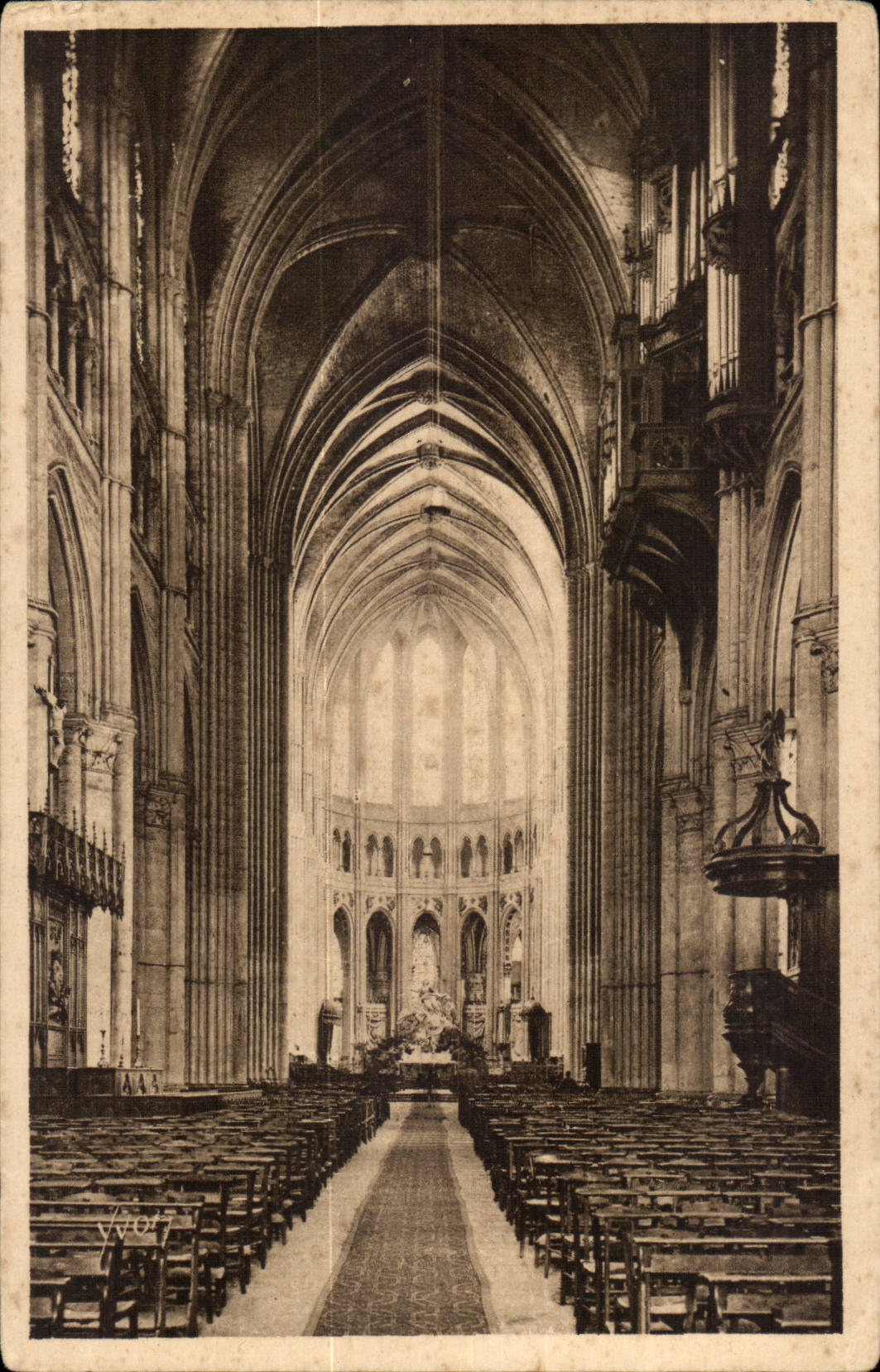 Interior Chartres CPA of the cathedral the nave and chorus