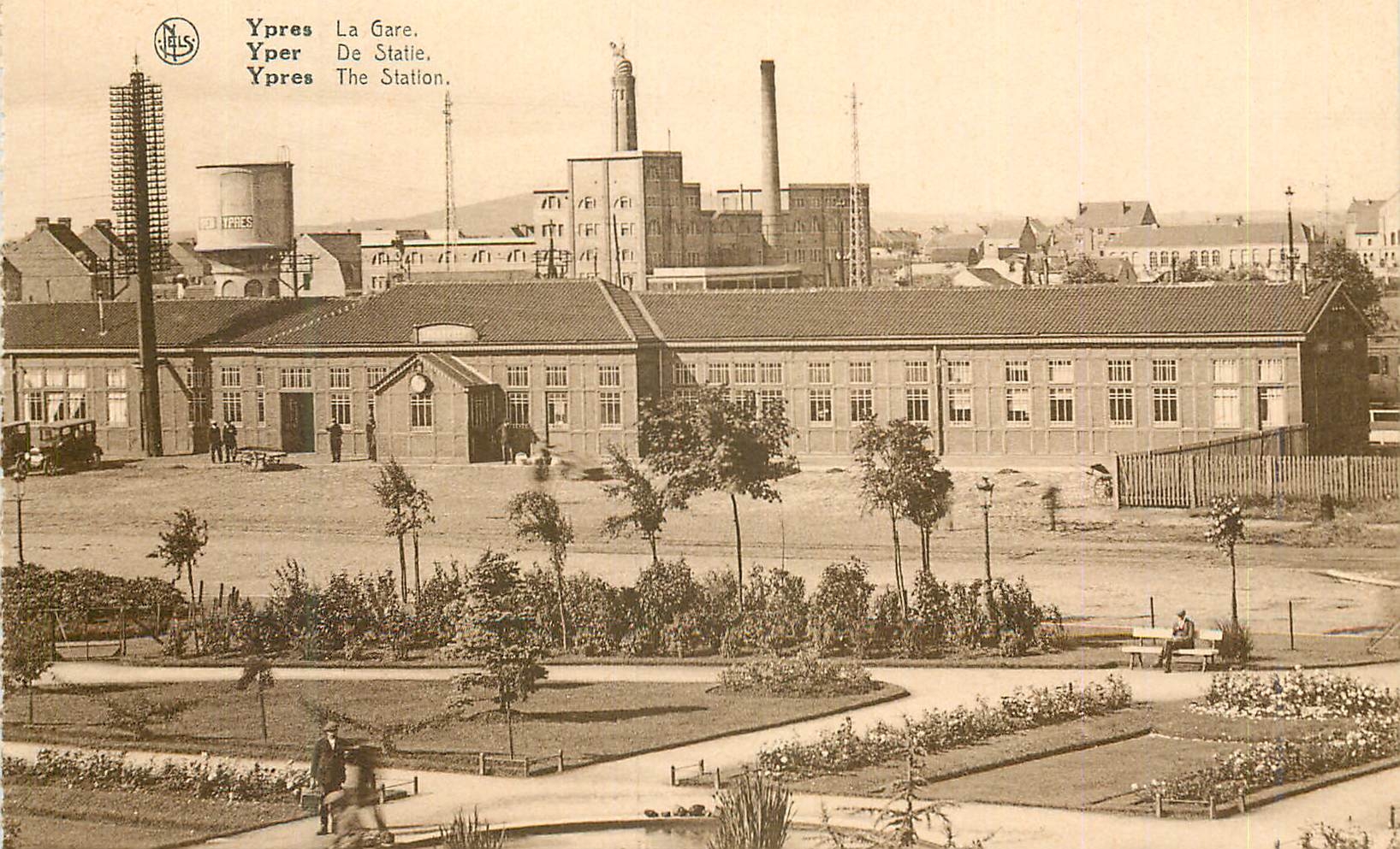 CPM Ypres La Gare 