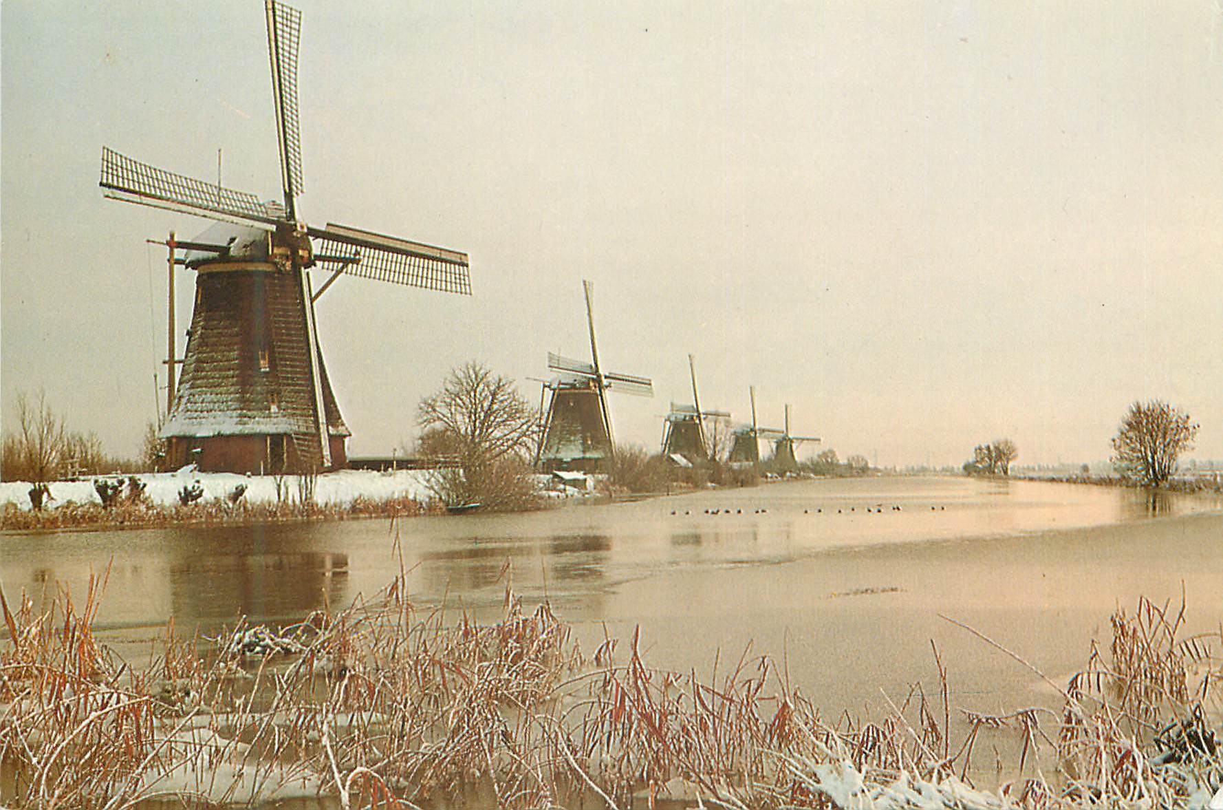 CPM Kinderdijk Holland Drainage mills of the Kinderdijk complex polder The Overwaard Moulin a vent