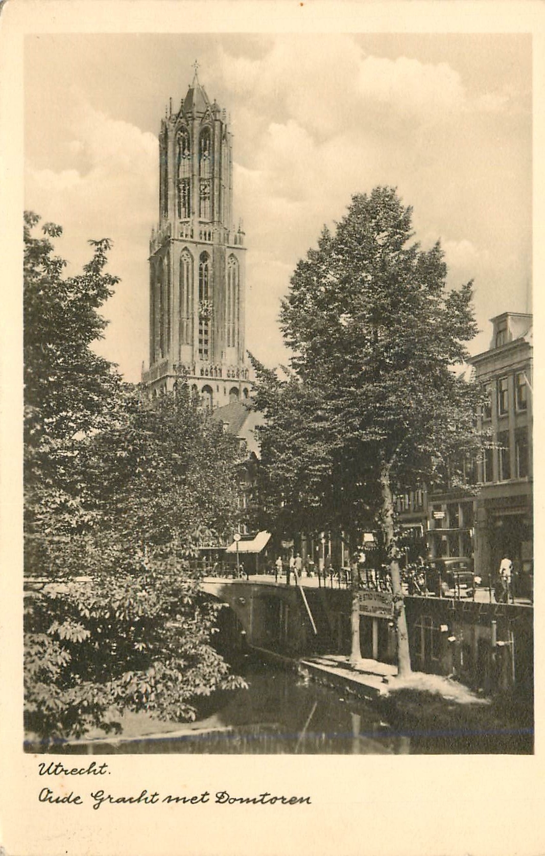 CPM Utrecht Oude Gracht met Domtoren