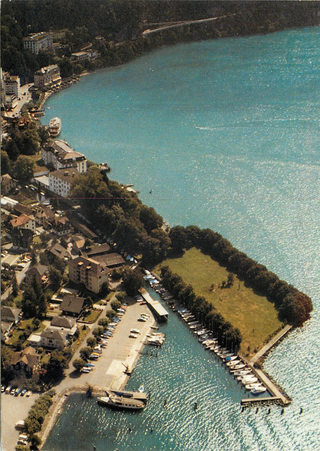 CPA Place des Suisses de l etranger Brunnen Suisse