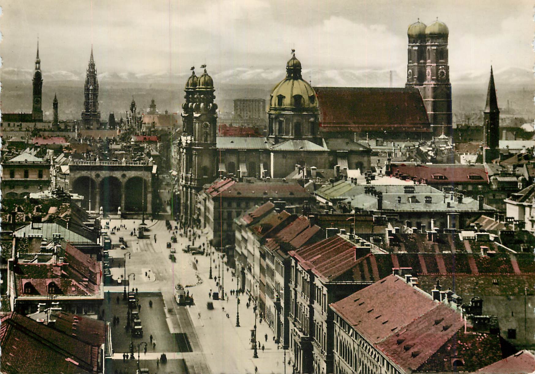 CPM L'eglise de Theatiner et la Cathedrale