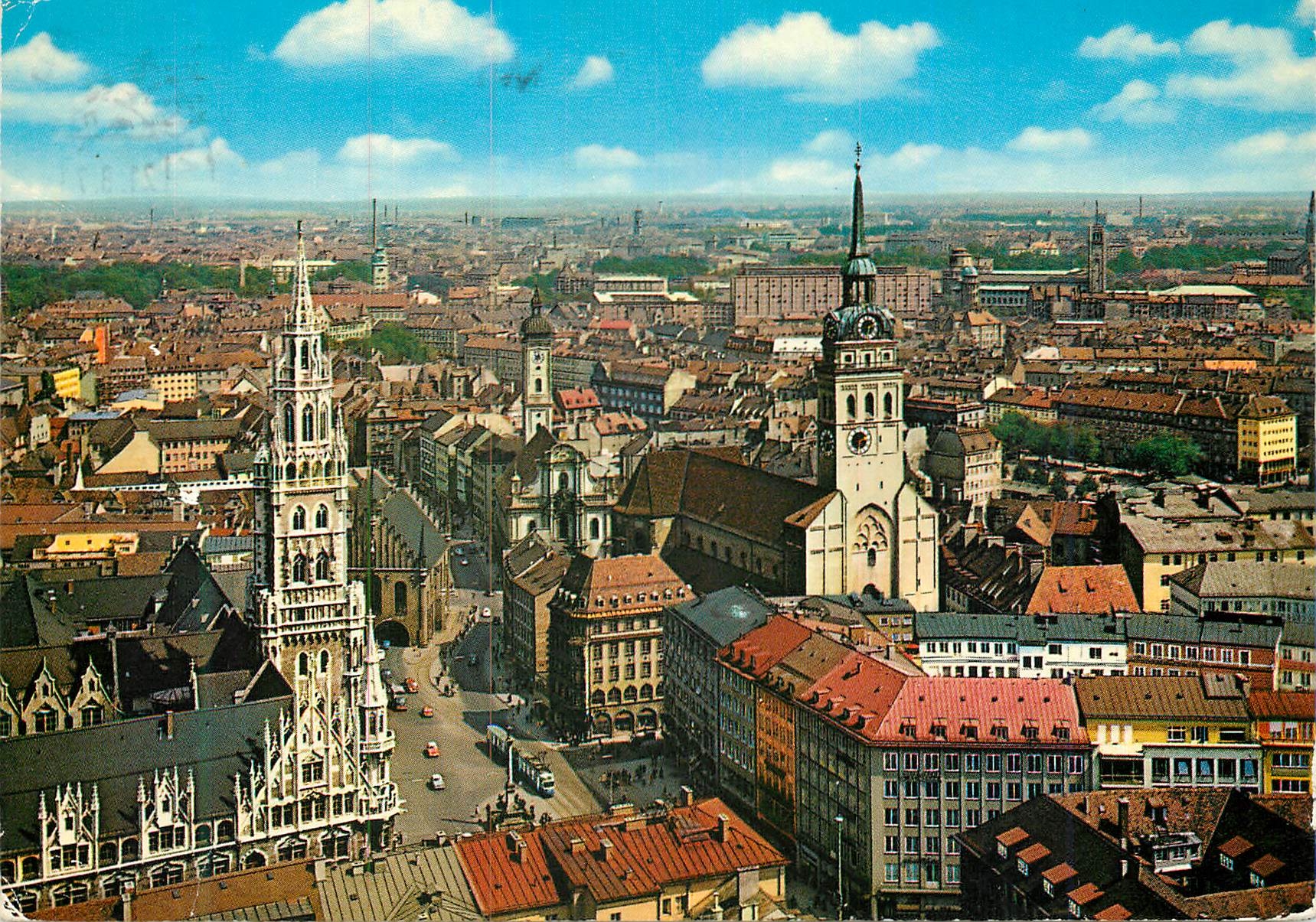 CPM Frauenkirche auf die Stadt