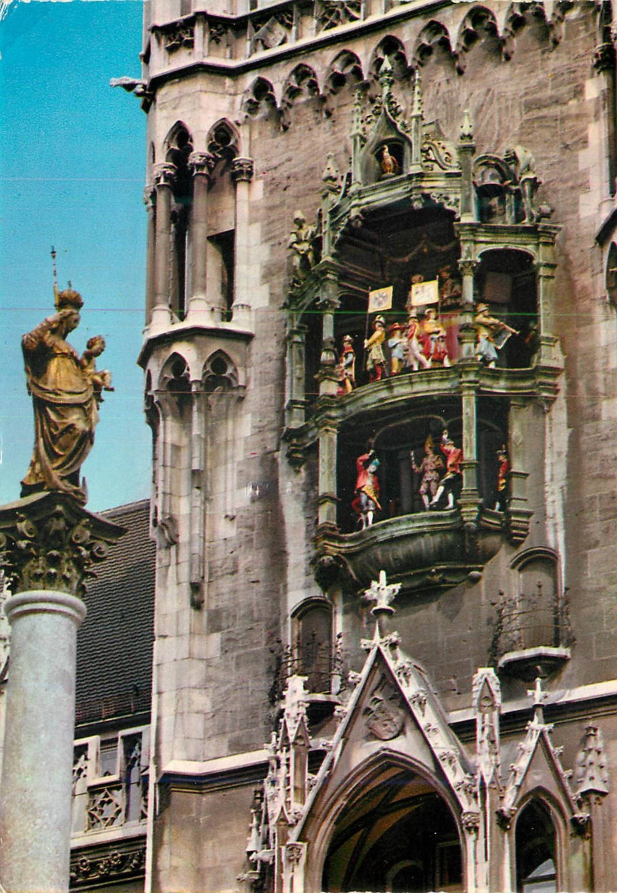 CPM Le carillon de la Tour de l'Hotel de la Ville