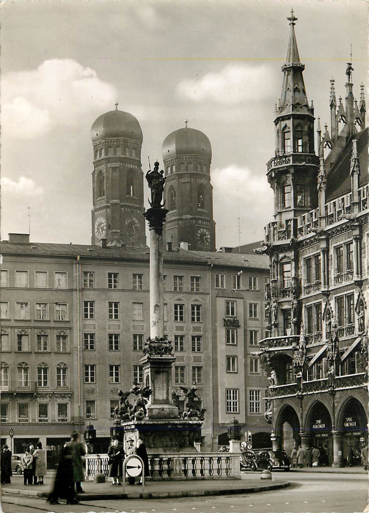 CPM Munchen Marienplatz Blick auf den Donisl