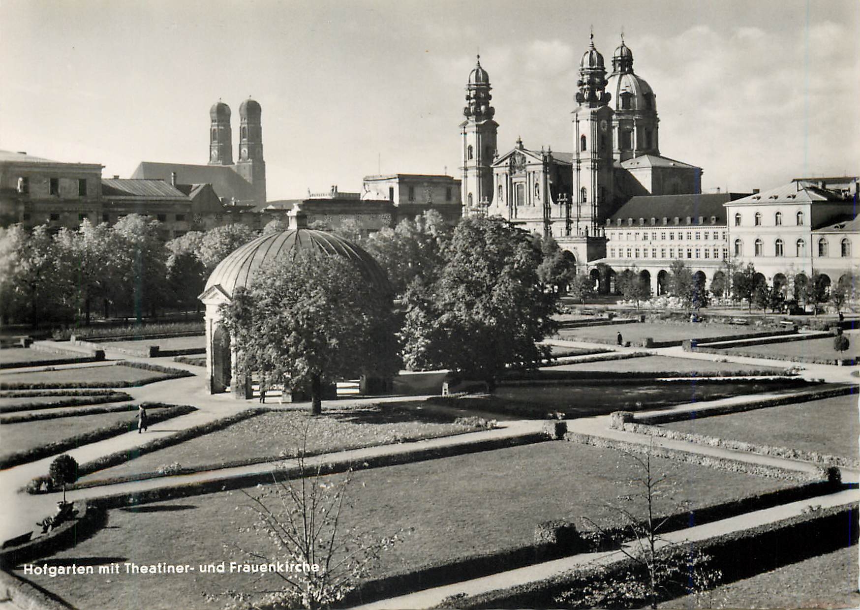 CPM Munchen Hofgarten mit Theatiner und Frauenkirche