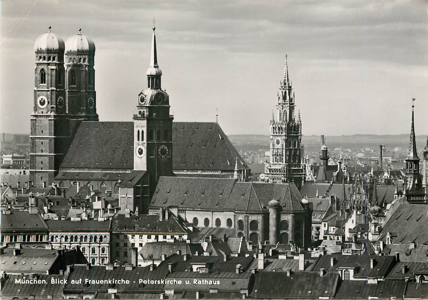 CPM Munchen Blick auf Frauenkirche-Peterskirche Rathaus