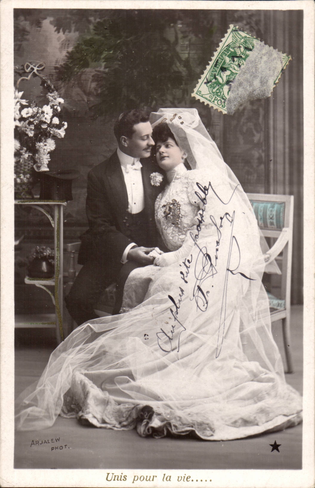 Fantasy - Fantasy - marriage - Linked louse life - signal hat - smiling attaches - cascading veil - united - CPA