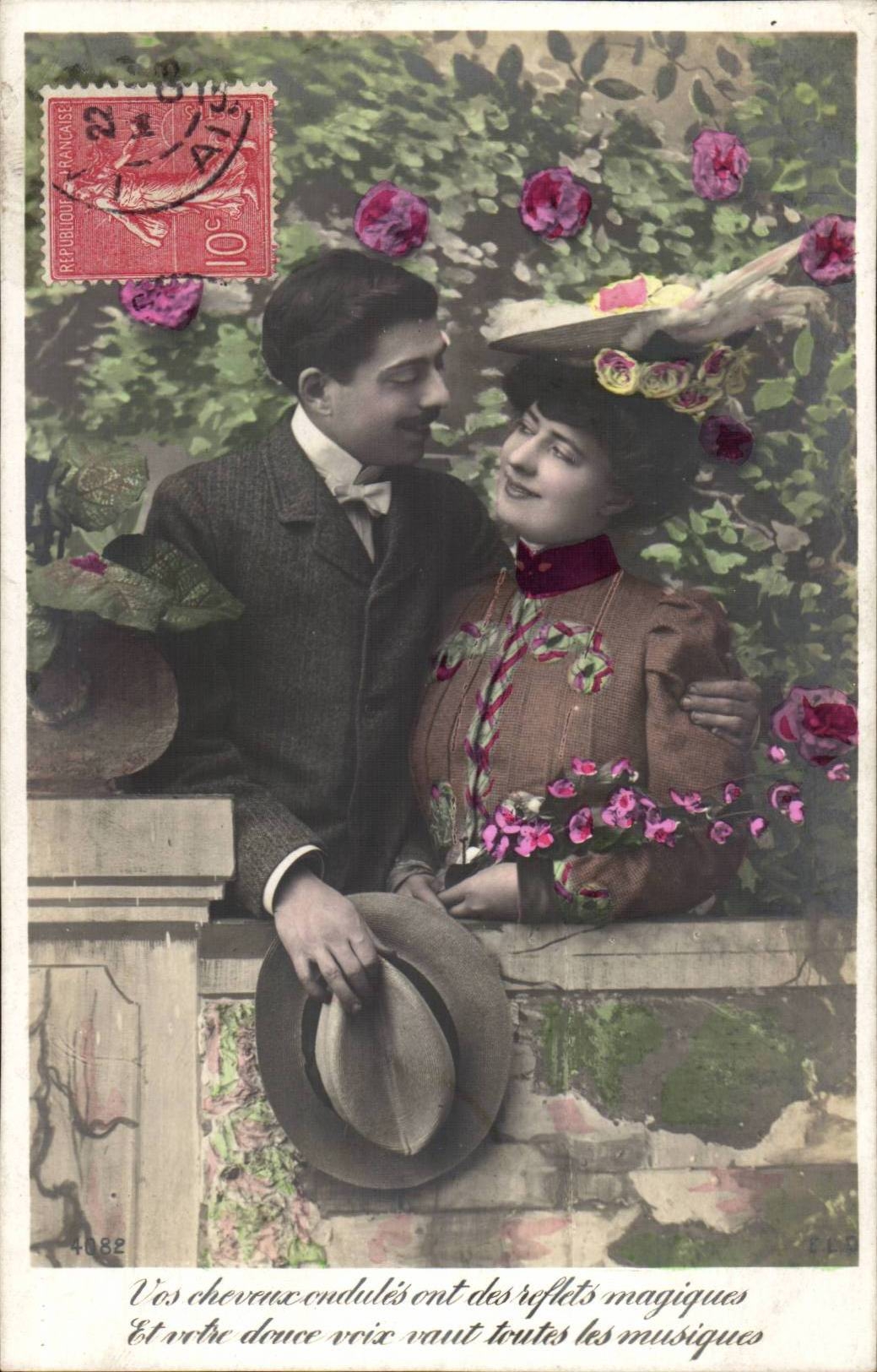Fantaisie - Fantasy - couple - Vos cheveaux ondules ont des reflets magique et votre doux voix - CPA