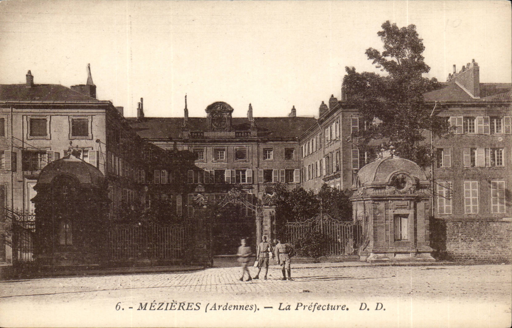 Wall - Prefecture - CPA