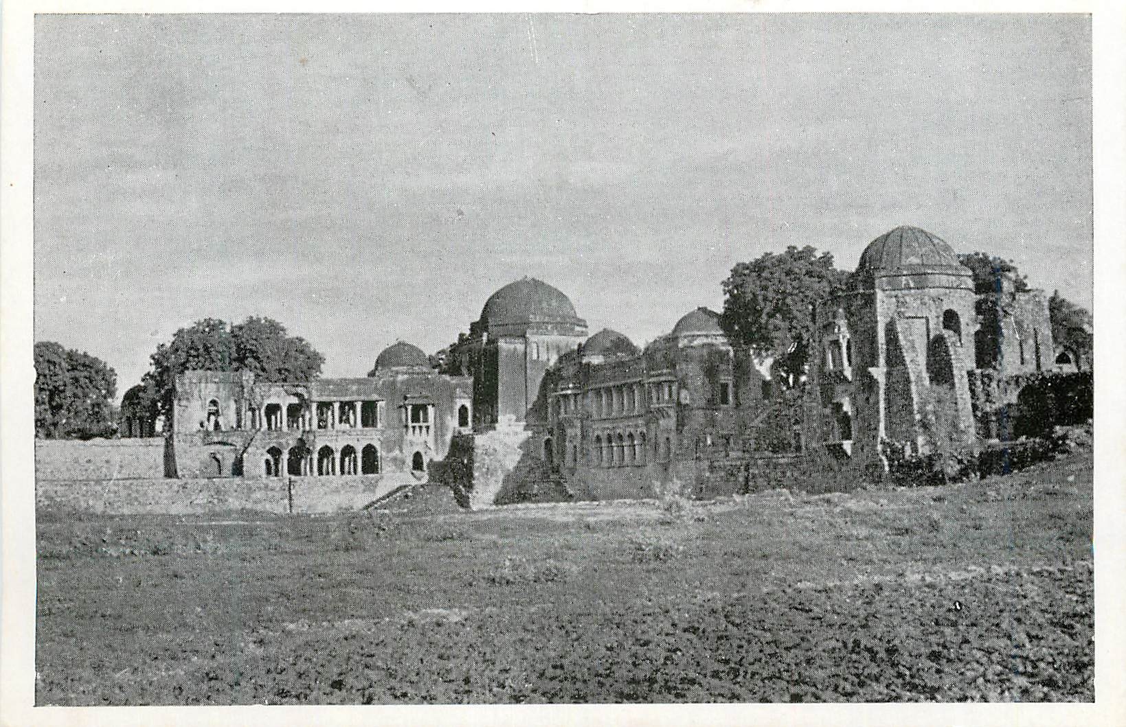 CPM Delhi hauz khaus madarasa and tombs
