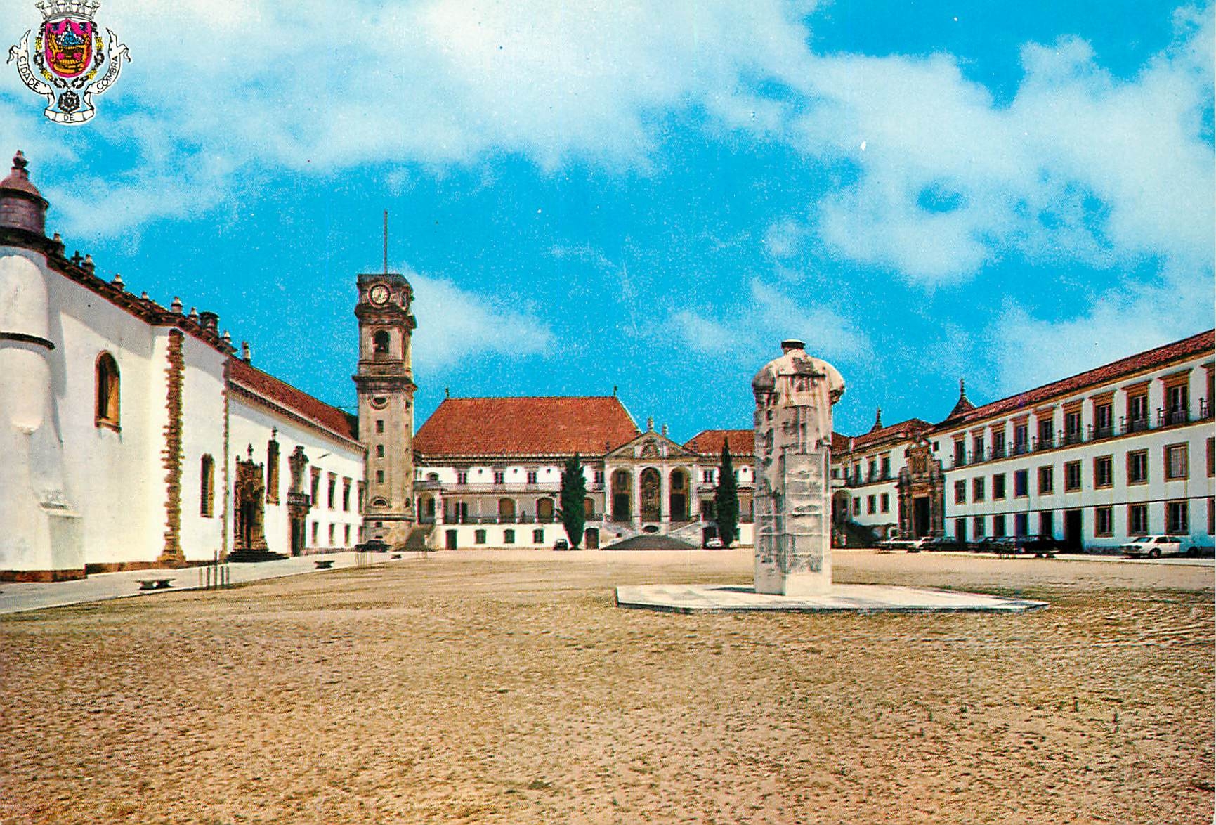 CPM Portugal Coimbra Cour interieure et tour de l'Universite