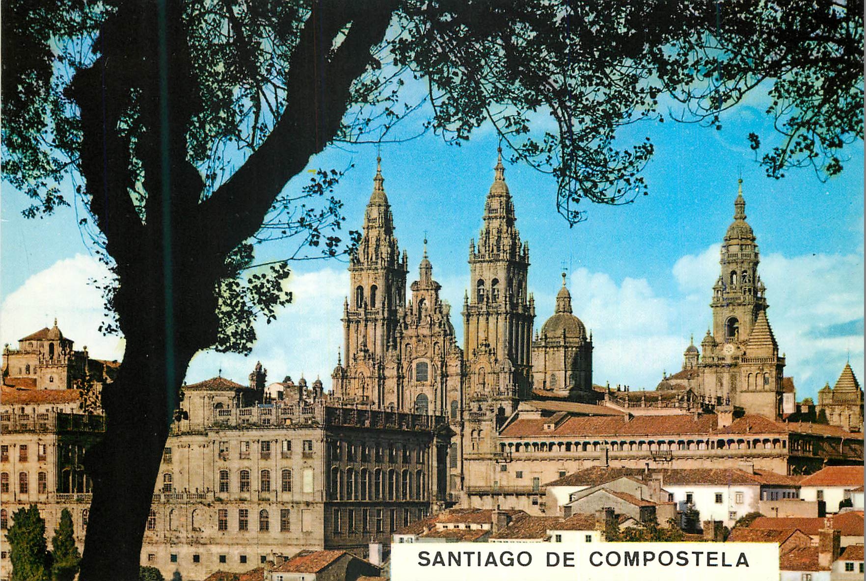 CPM Santiago de compostela 3200 la cathedrale depuis la herradura