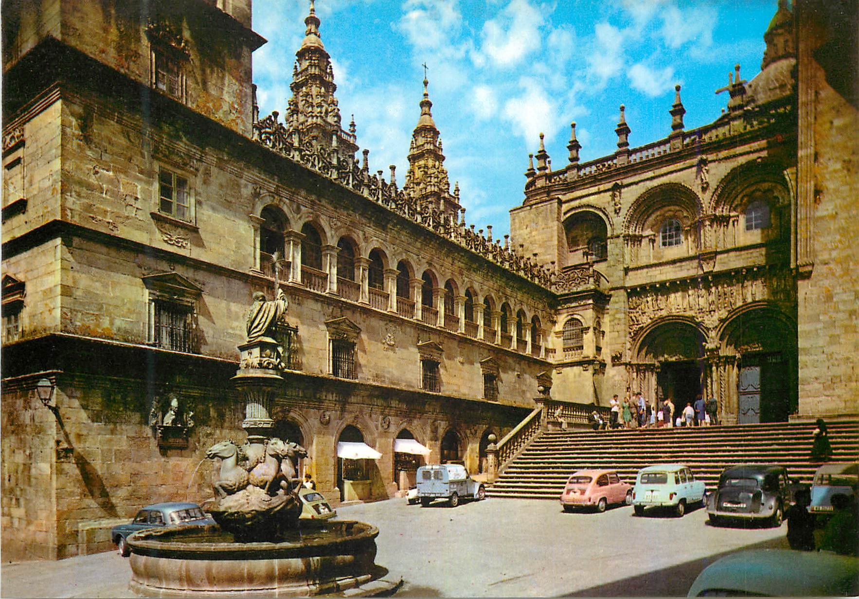 CPM Santiago de compostela fountaine et facade des platerias