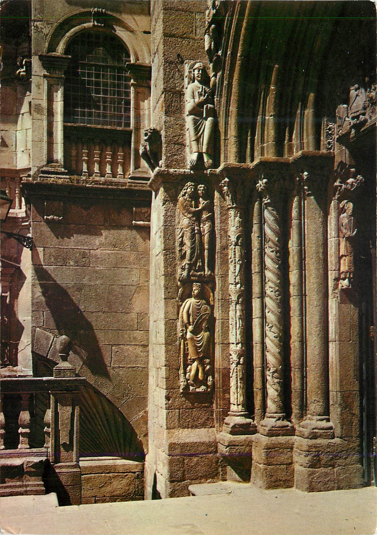 CPM Santiago de compostela 2054 catedrale facade des platerias detail