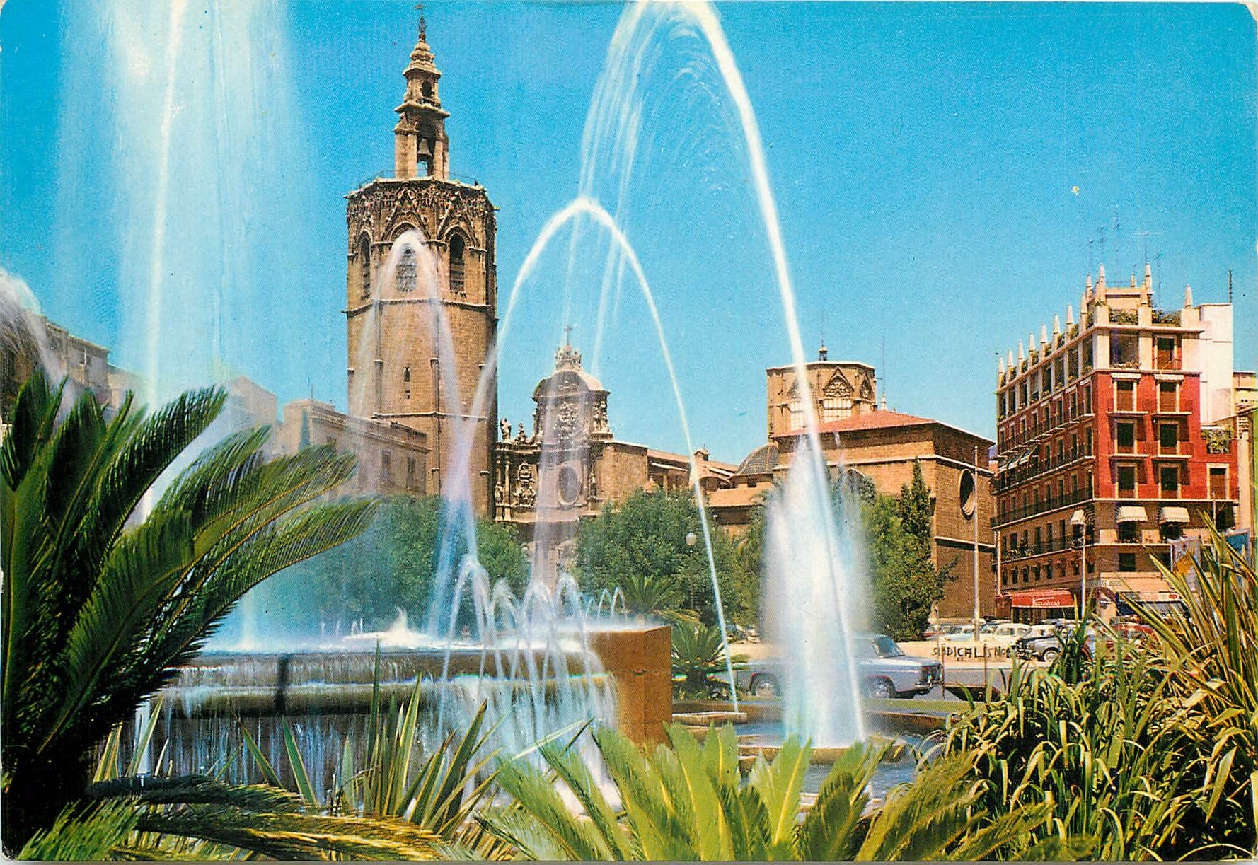 CPM Valencia Detail de la Plaza de la Reina