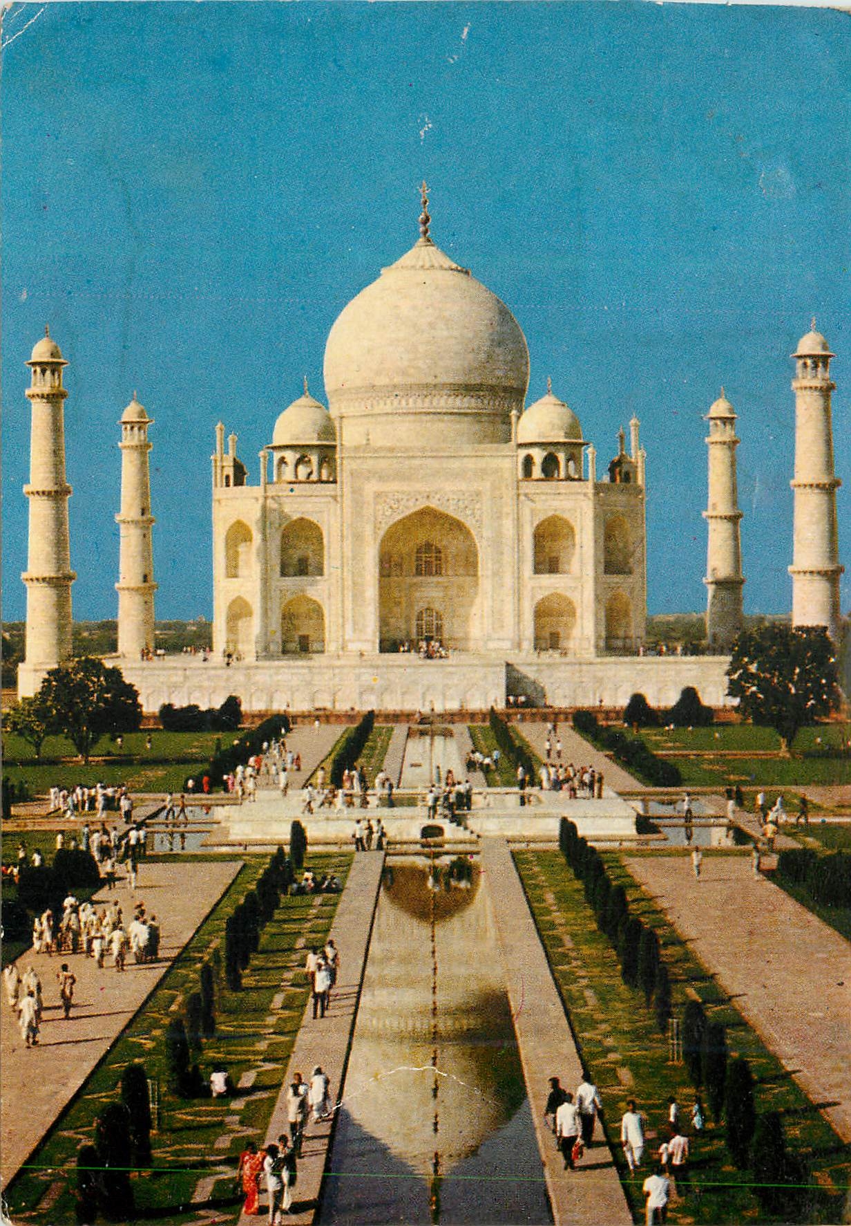 CPM Tajmahal Agra This tomb was built by Emperor Shahjahan 