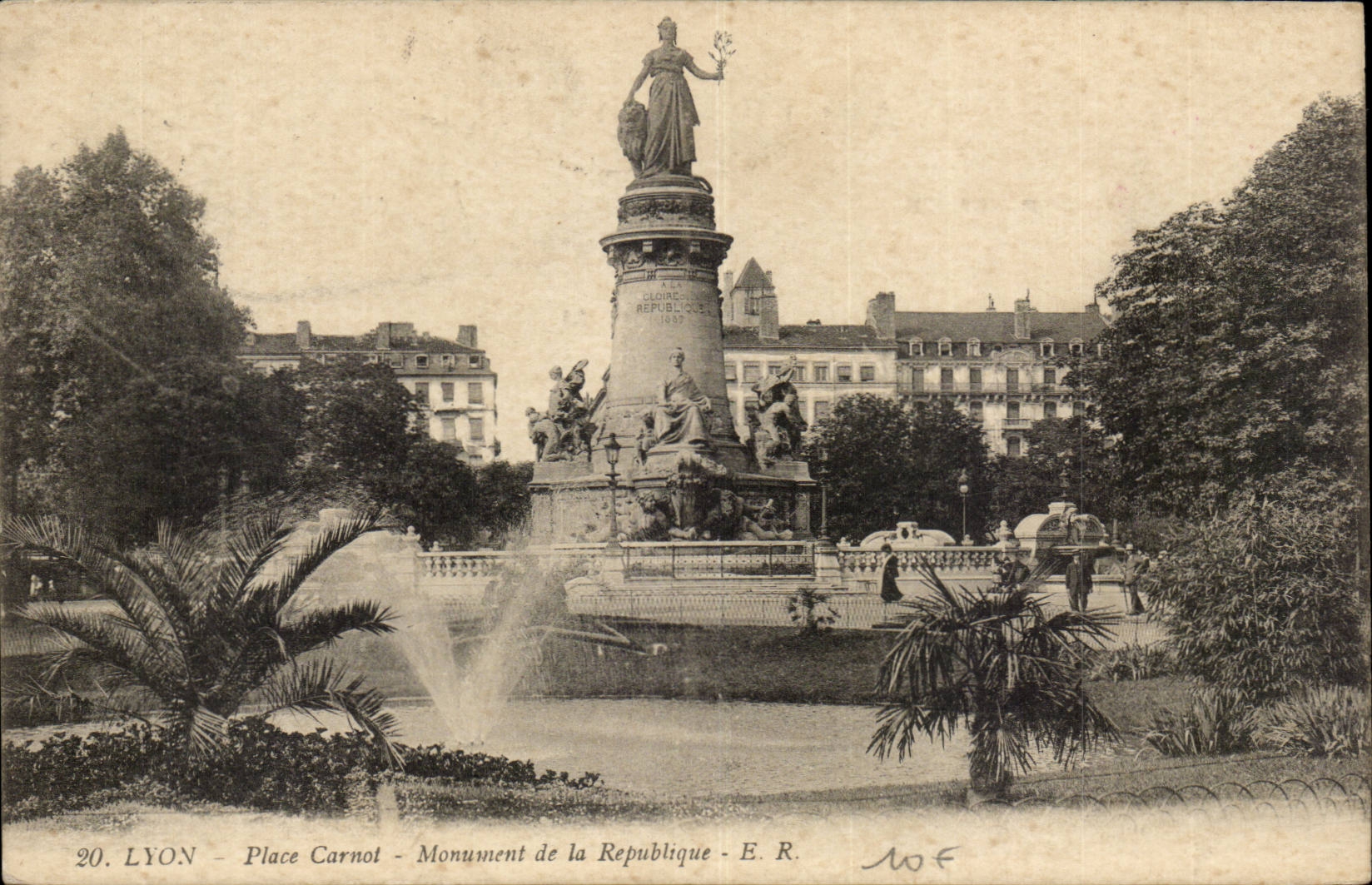 Lyon Places Carnot Monument of Republic CPA