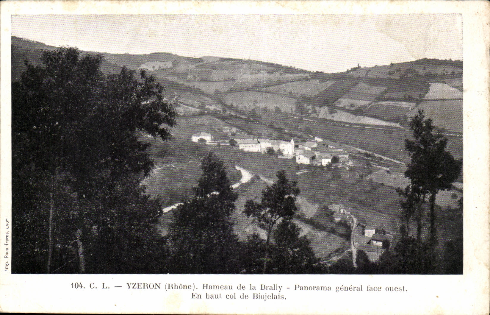 Yzeron CPA Hamlet Brally des westlichen Gesichtes des allgemeinen Panoramas im hohen Kragen von Biojelais