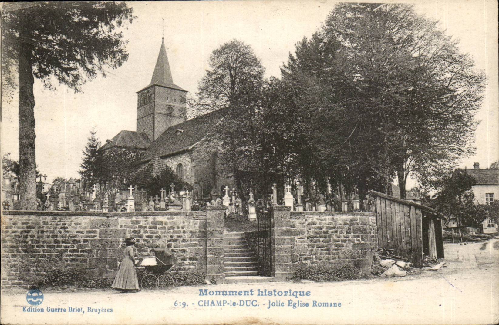 Denkmal historiaue CPA Feld die Romance Kirche des Herzogs recht