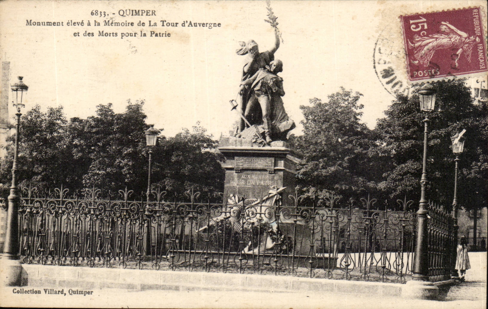 Quimper CPA Monument raised with the memory of the tower D Auvergne and of died for the fatherland