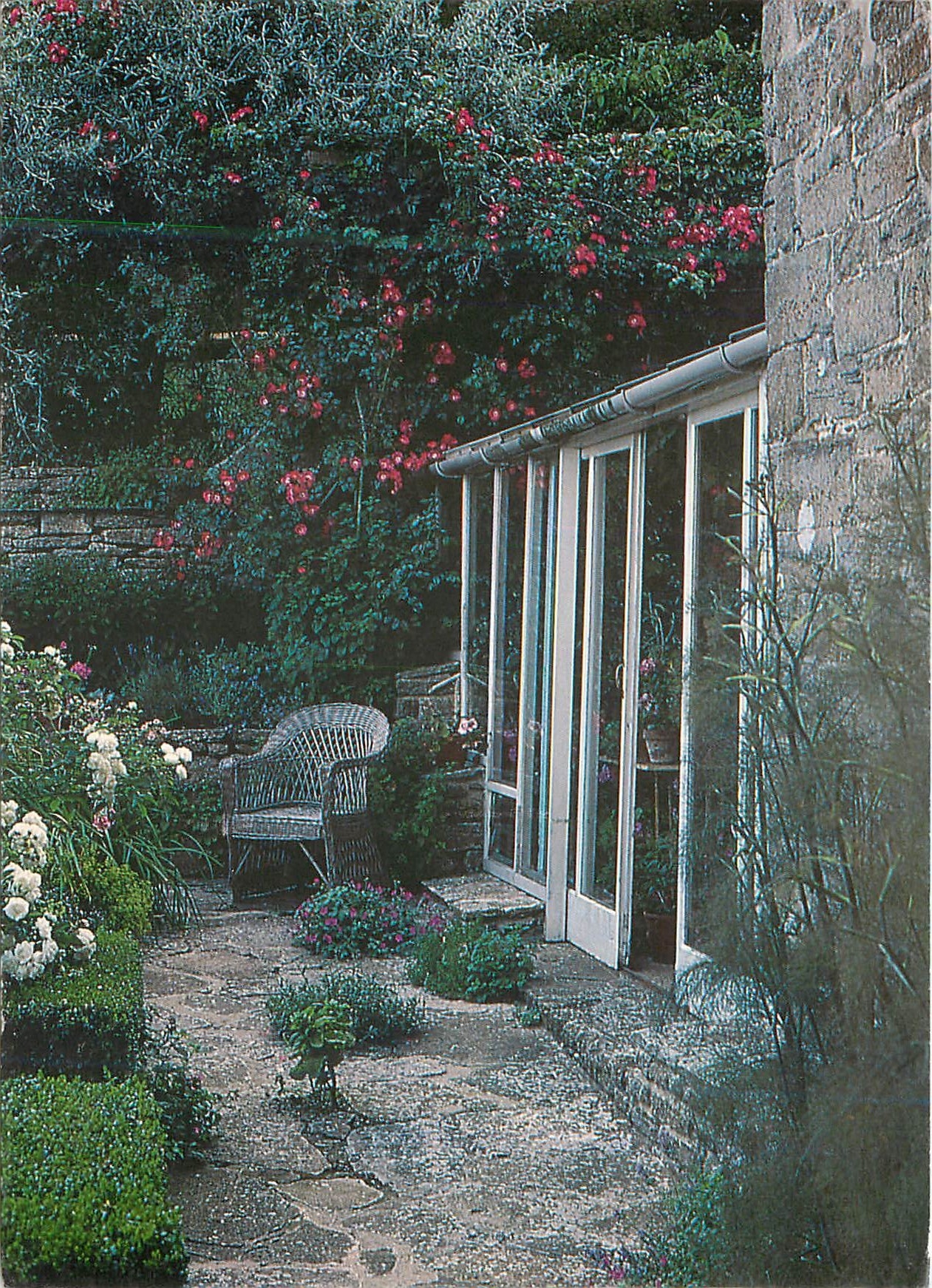 CPM To Celebrate an English Garden EG 024 a Dorset Garden Room