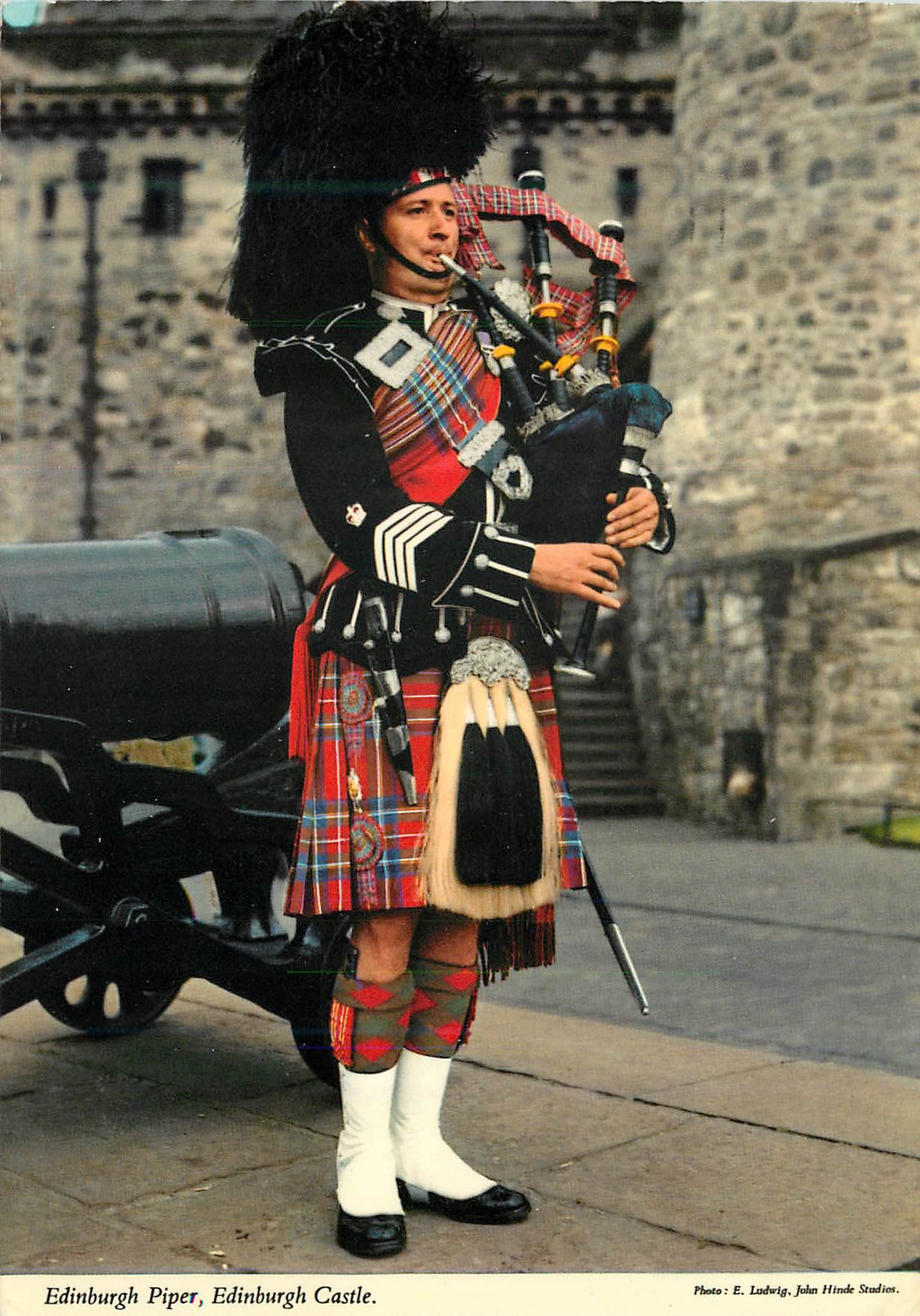 CPM Edinburgh Piper Edinburgh Castle Folklore