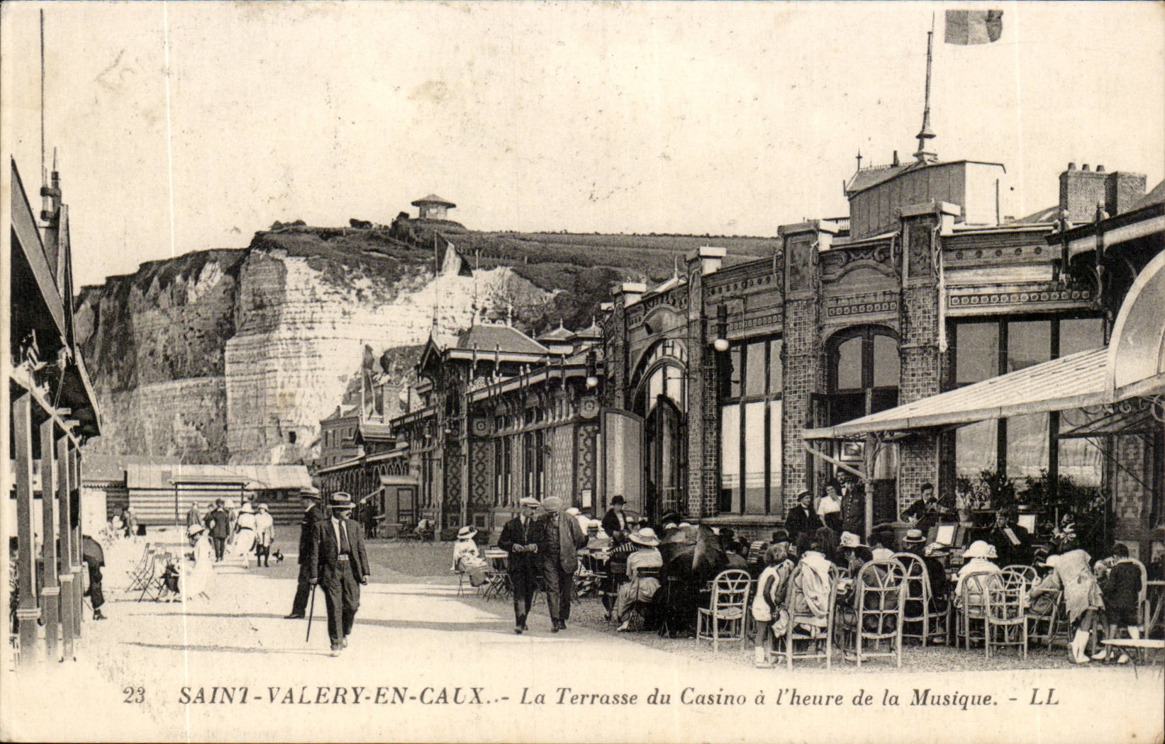 Saint hat Valery in Caux CPA die Terrasse des Kasinos L Stunde der Musik