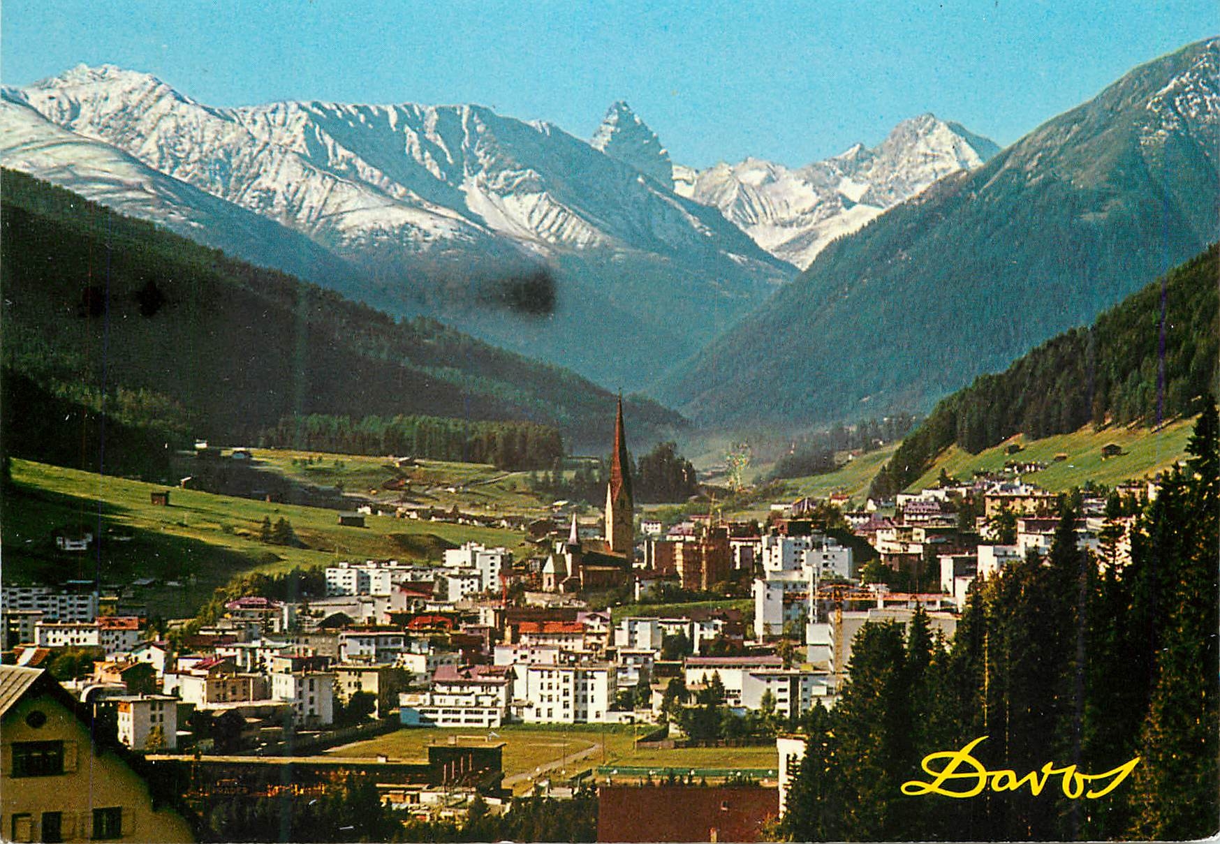 CPM Davos (1560 m) gegen piz ela tinzenhorn und piz mitgel