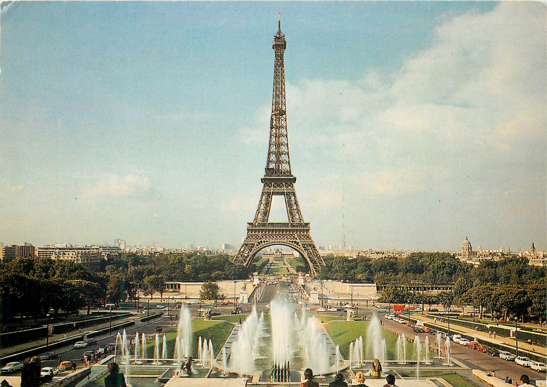 CPM Paris la tour eiffel