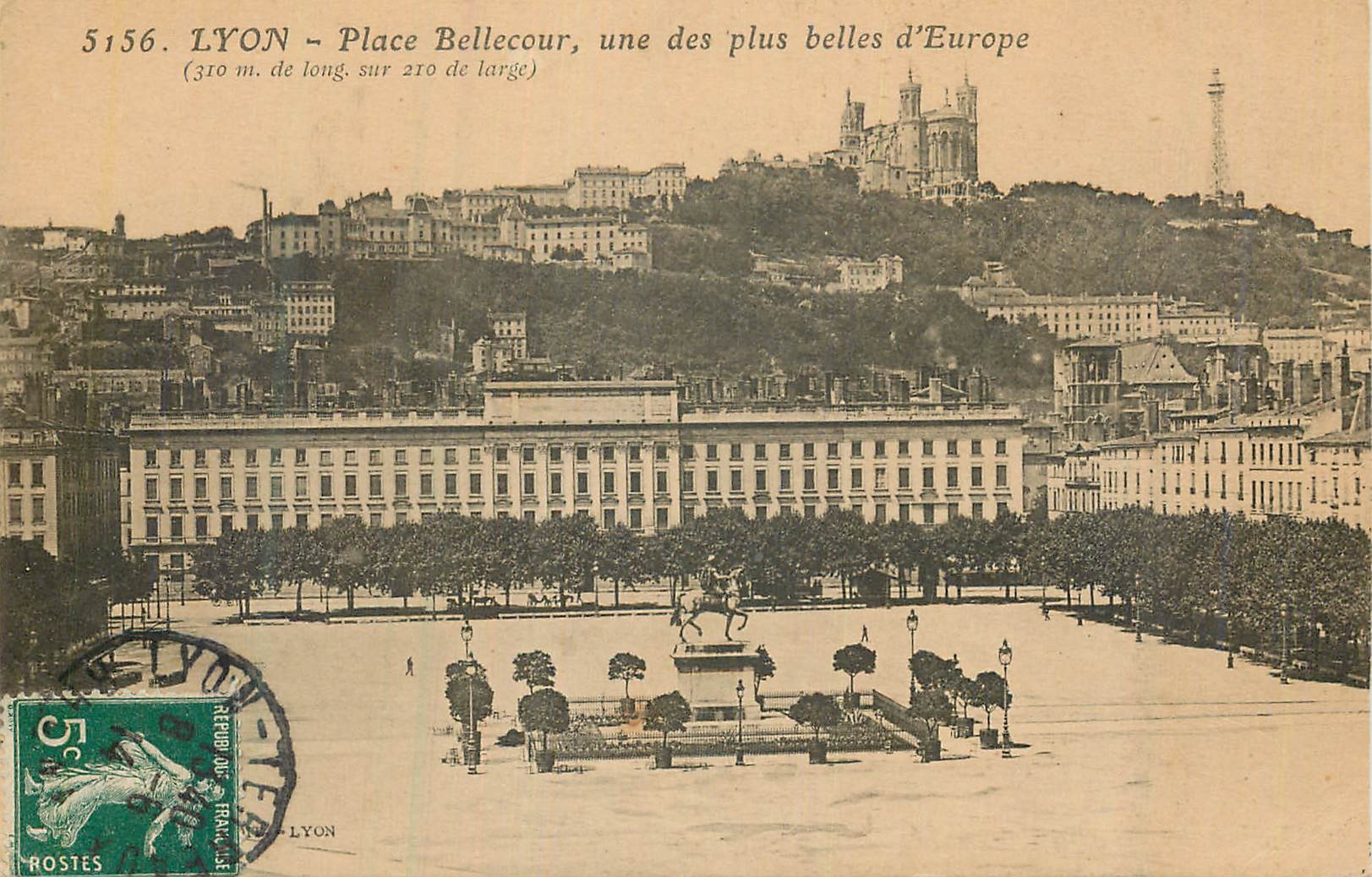 CPA Lyon place bellecour une des plus belles d'europe