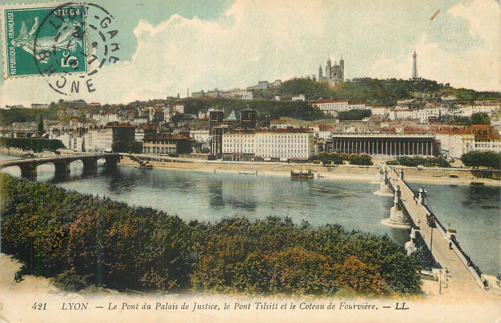 CPA Lyon le pont du palais de justice le pont tilsitt et le coteau de fourviere