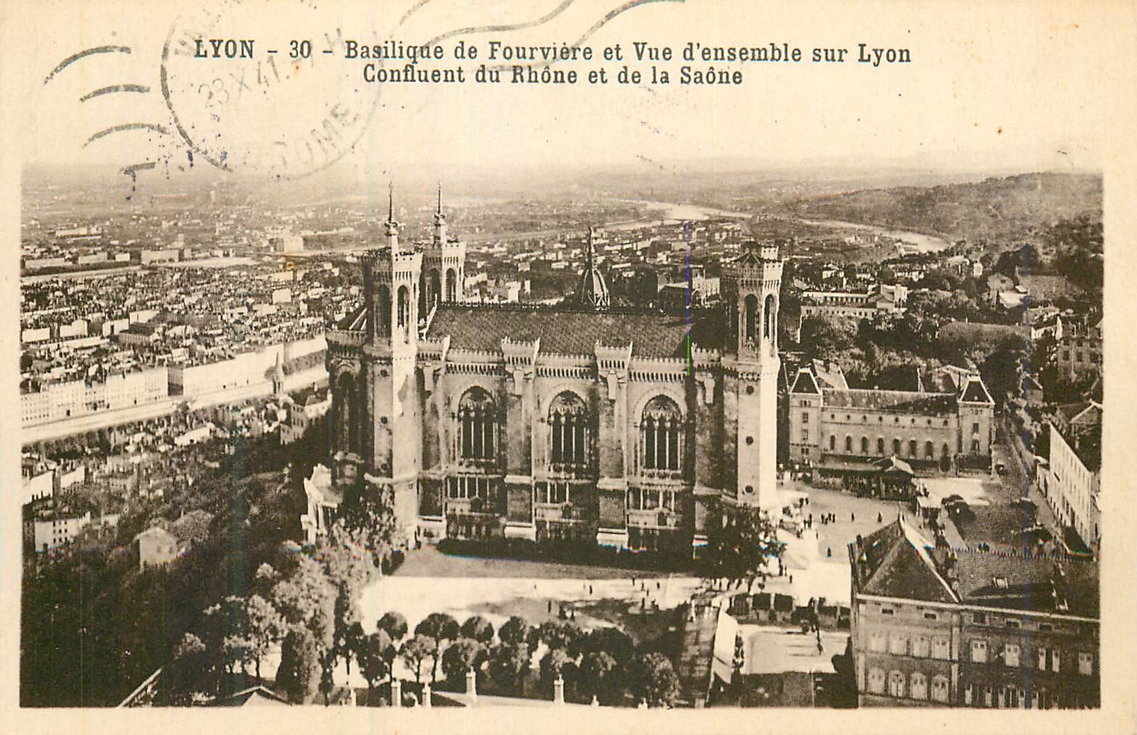 CPA Lyon basilique de fourviere et vue d'ensemble sur lyon confluent du rhone et de la saone