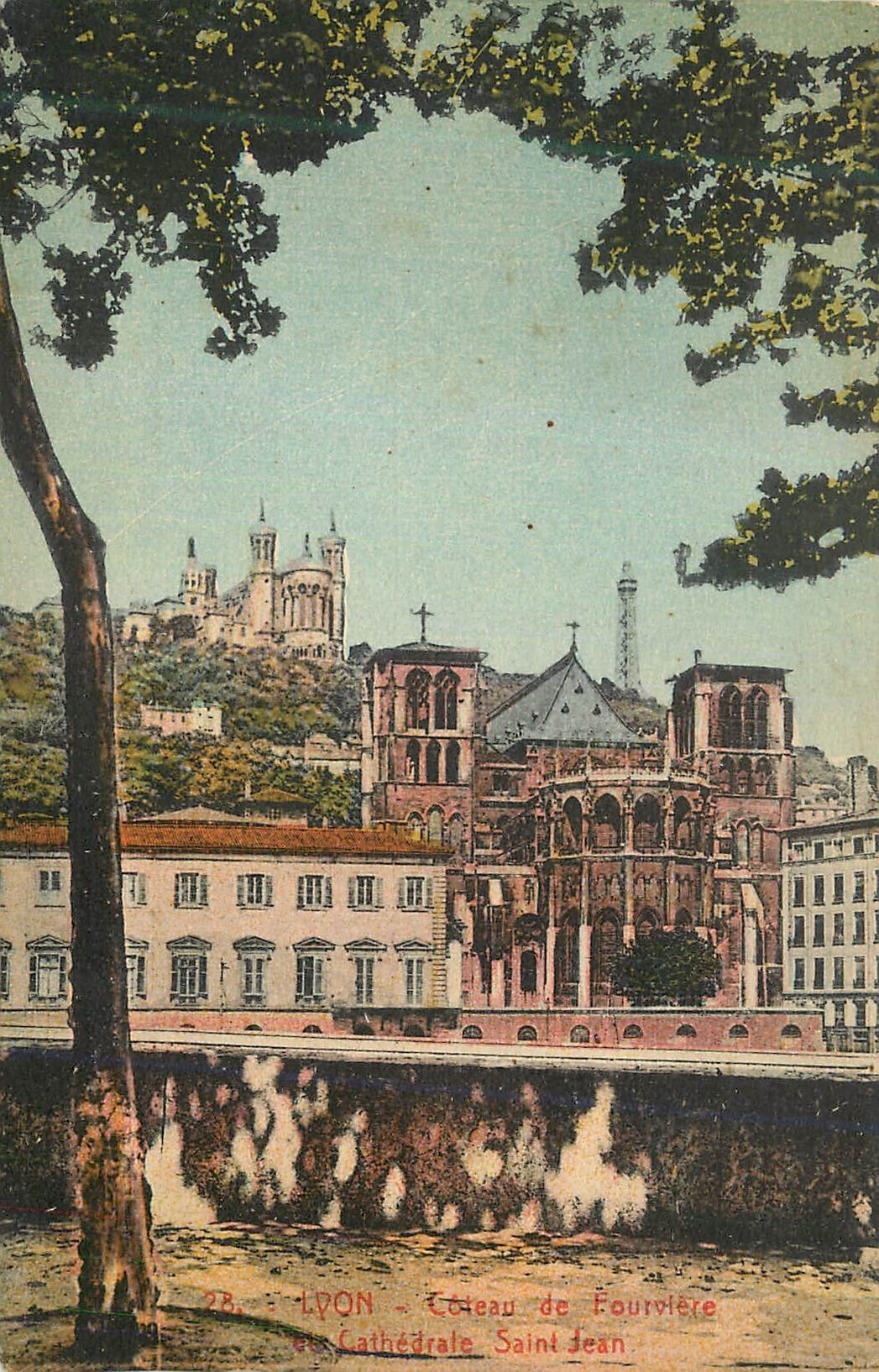 CPA Lyon Coteau de Fourviere et Cathedrale Saint-Jean