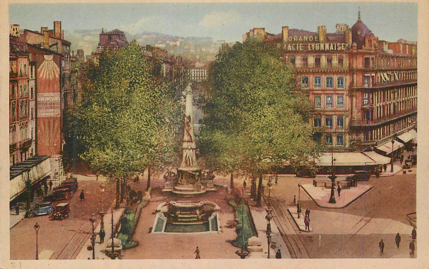 CPA Lyon Place de la Republique