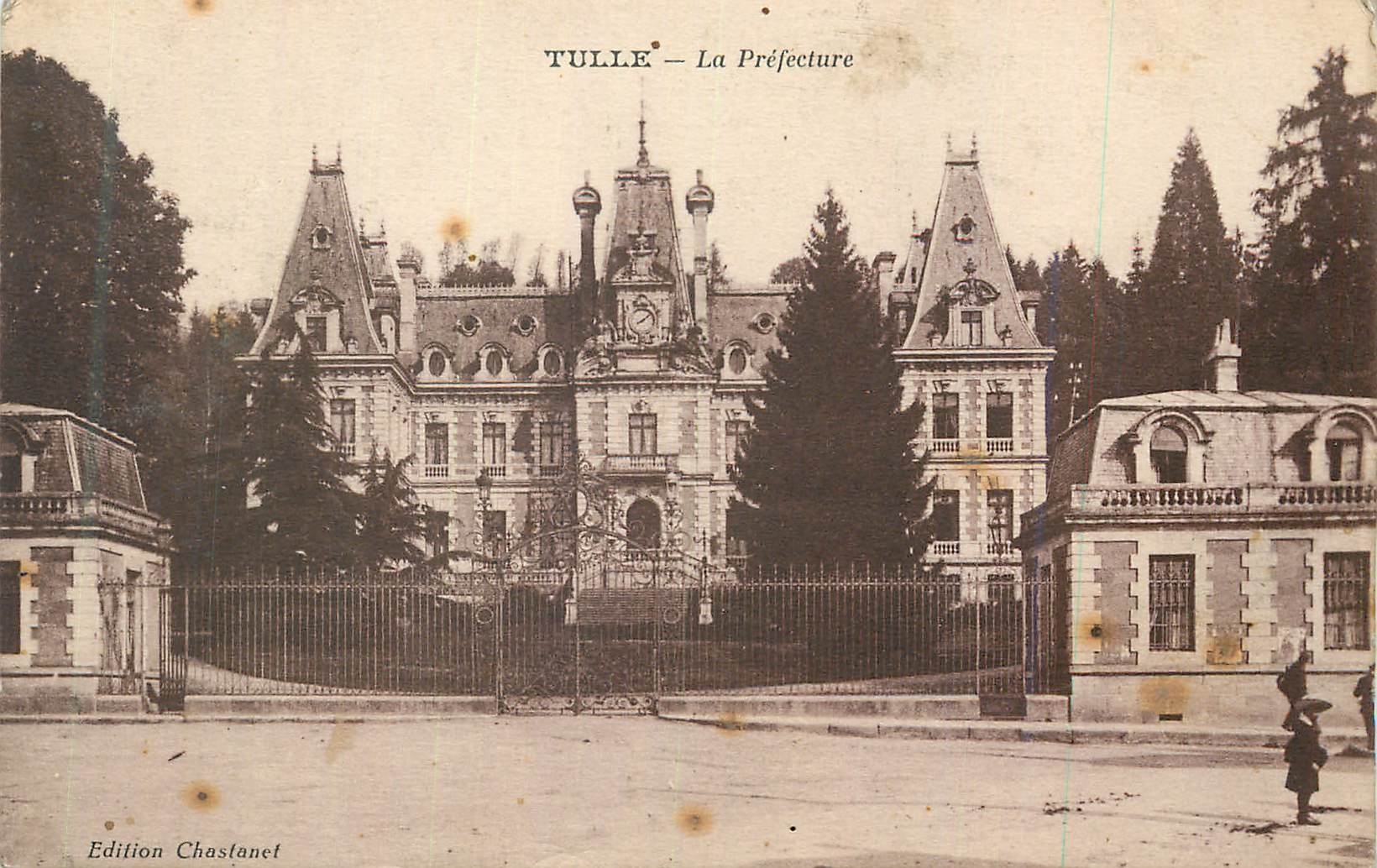 CPA Tulle La Prefecture