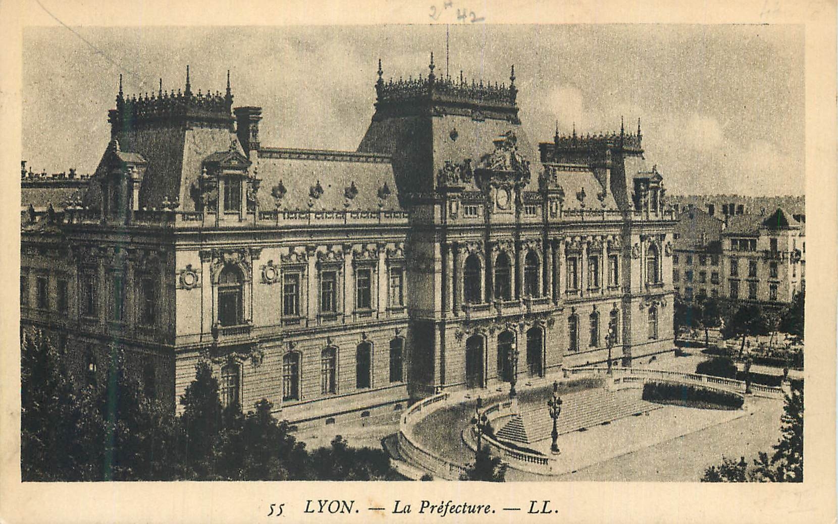 CPA Lyon La Prefecture 