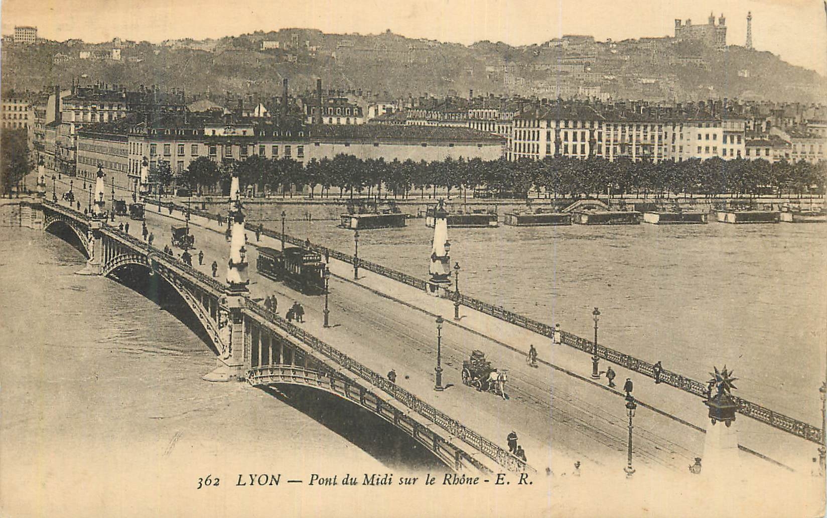 CPA Lyon Pont du Midi sur le Rhone Tramway
