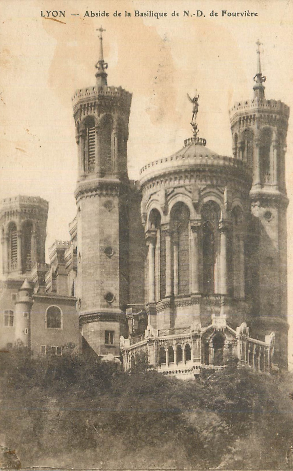 CPA Lyon Abside de la basilique de ND de Fourviere 