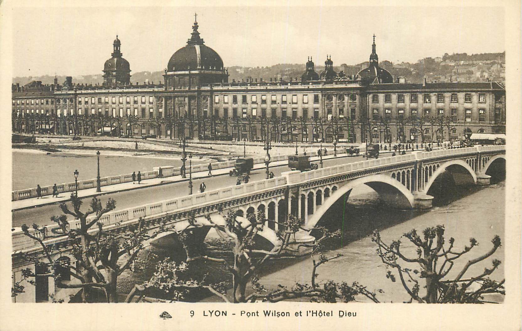 CPA Lyon Pont Wilson et l Hotel Dieu 
