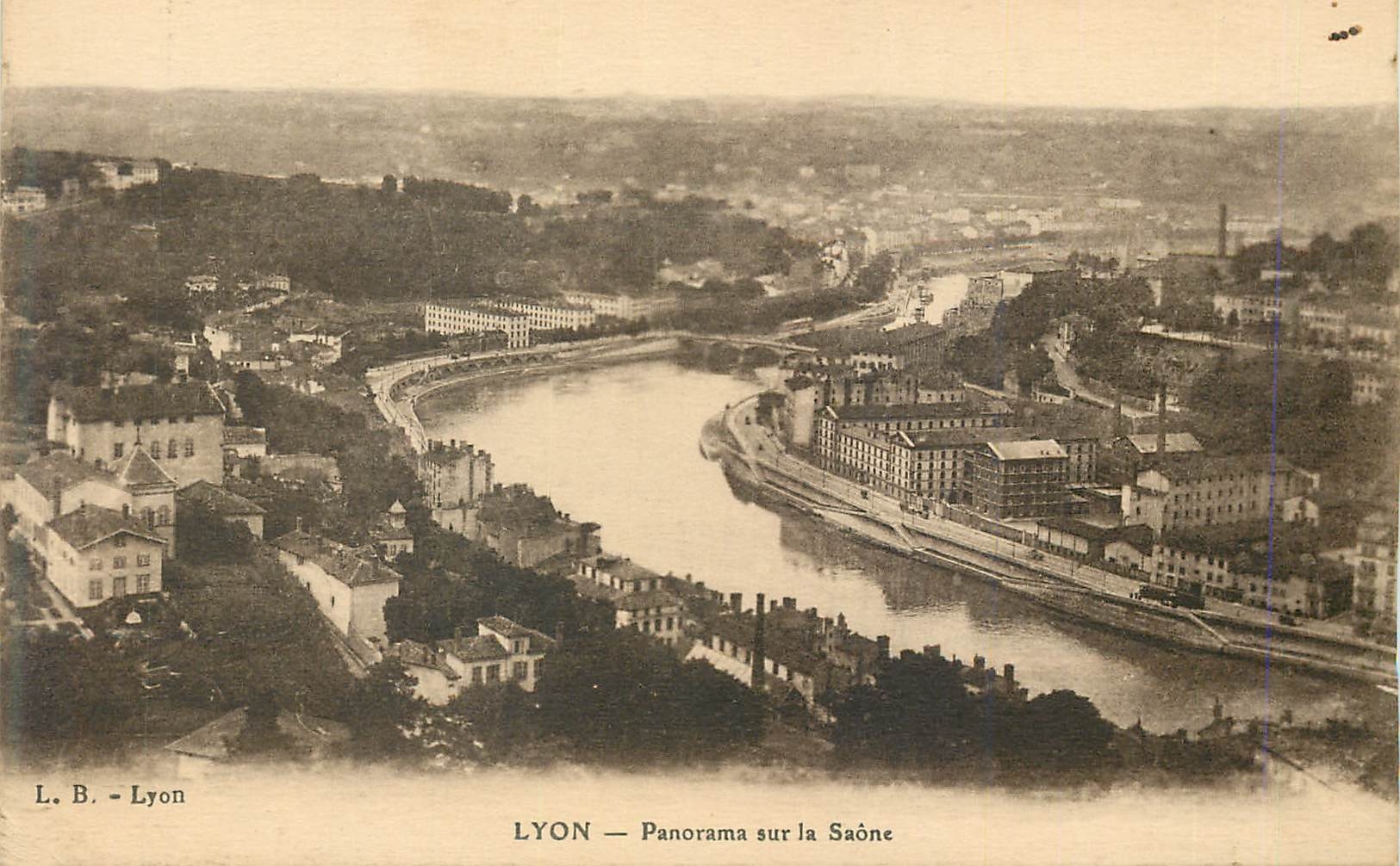 CPA Lyon Panorama sur la Saone 