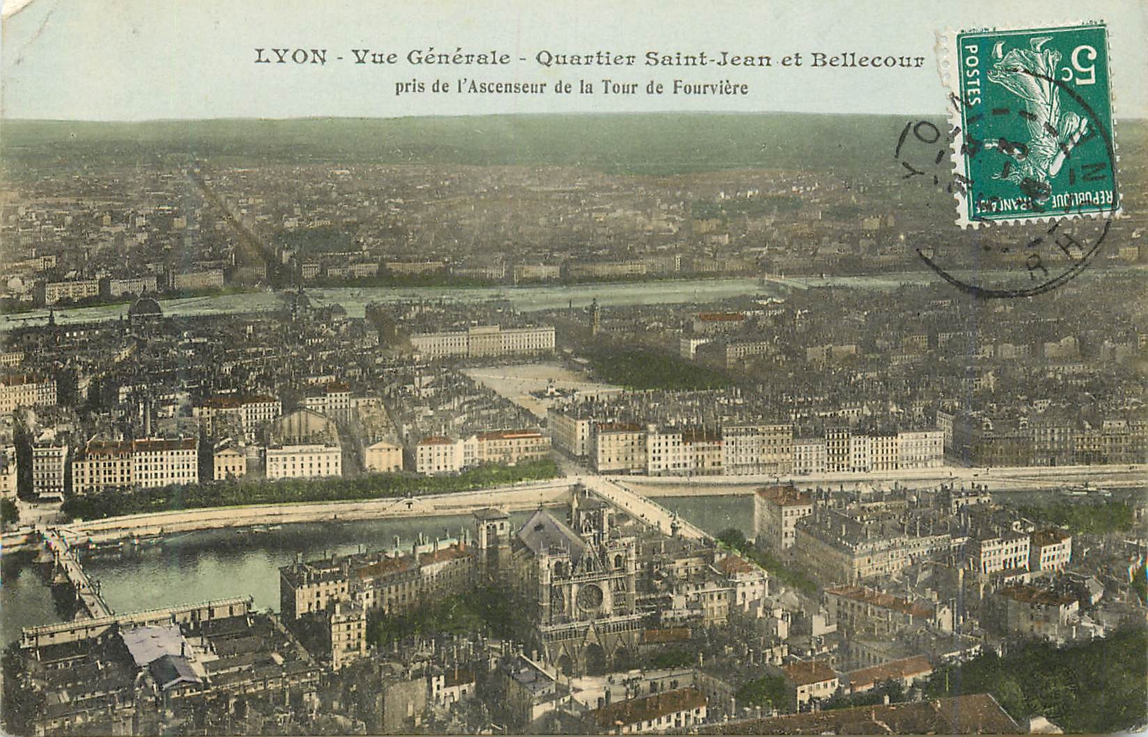 CPA Lyon Vue generale Quartier Saint Jean et Bellecour 