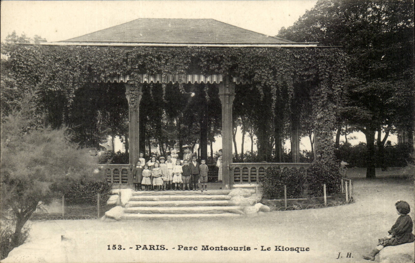 Paris (14) - Park of Montsouris- Kiosk-children --CPA