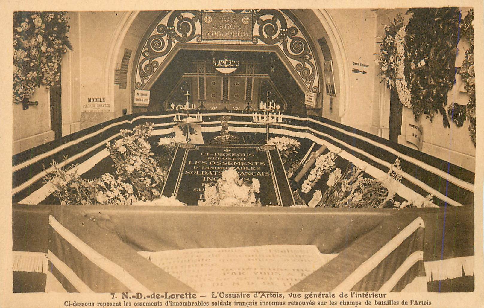 CPA ND de Lorette L Ossuaire Vue generale de l Interieur 