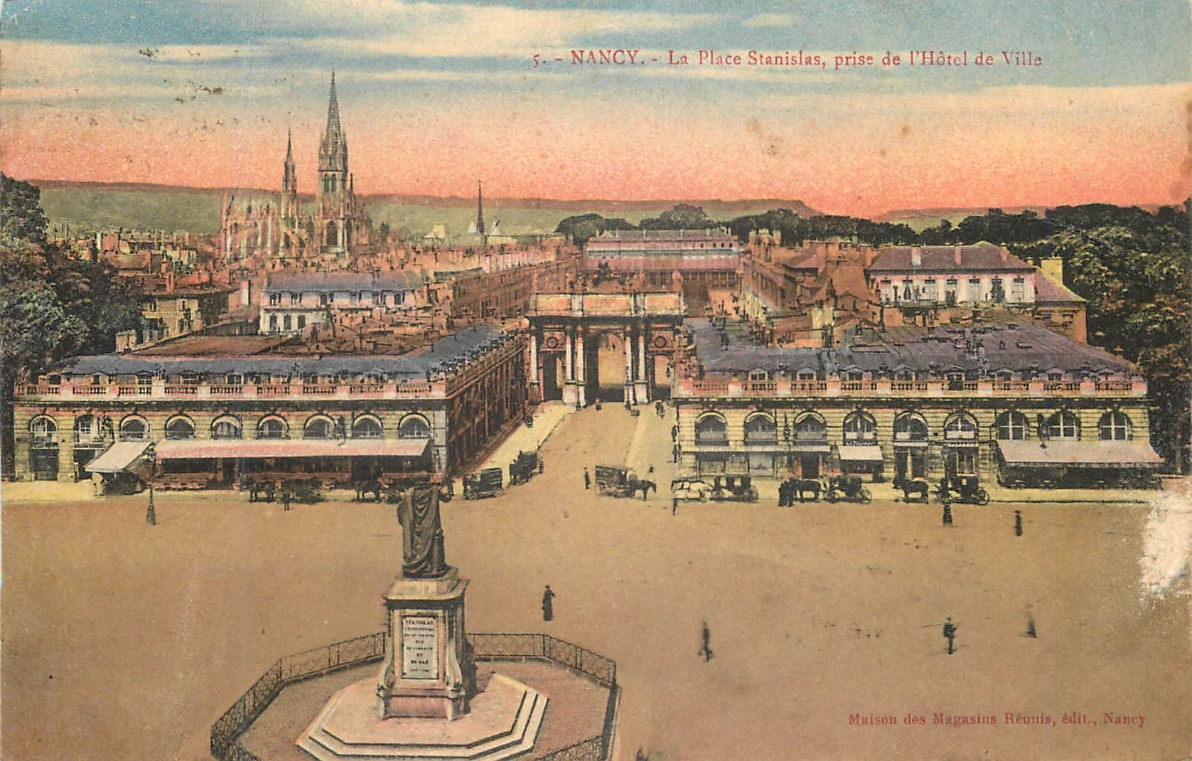 CPA Nancy La Place Stanislas prise de l Hotel de Ville 