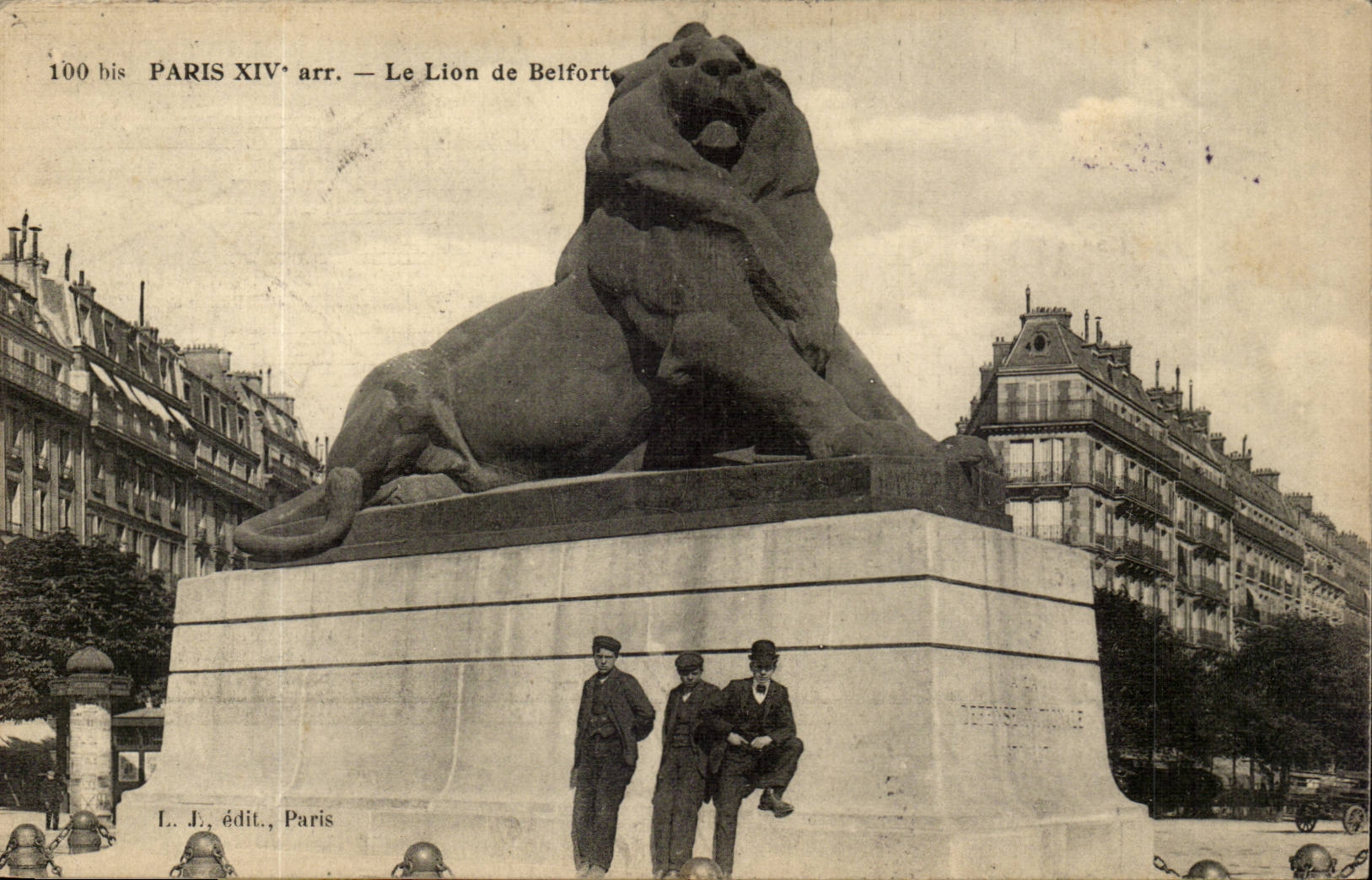 Paris - 14 - the Lion of Belfort - Bartholdi - Sculptor - Boulevard Raspail and Rue Denfert Rochereau - CPA