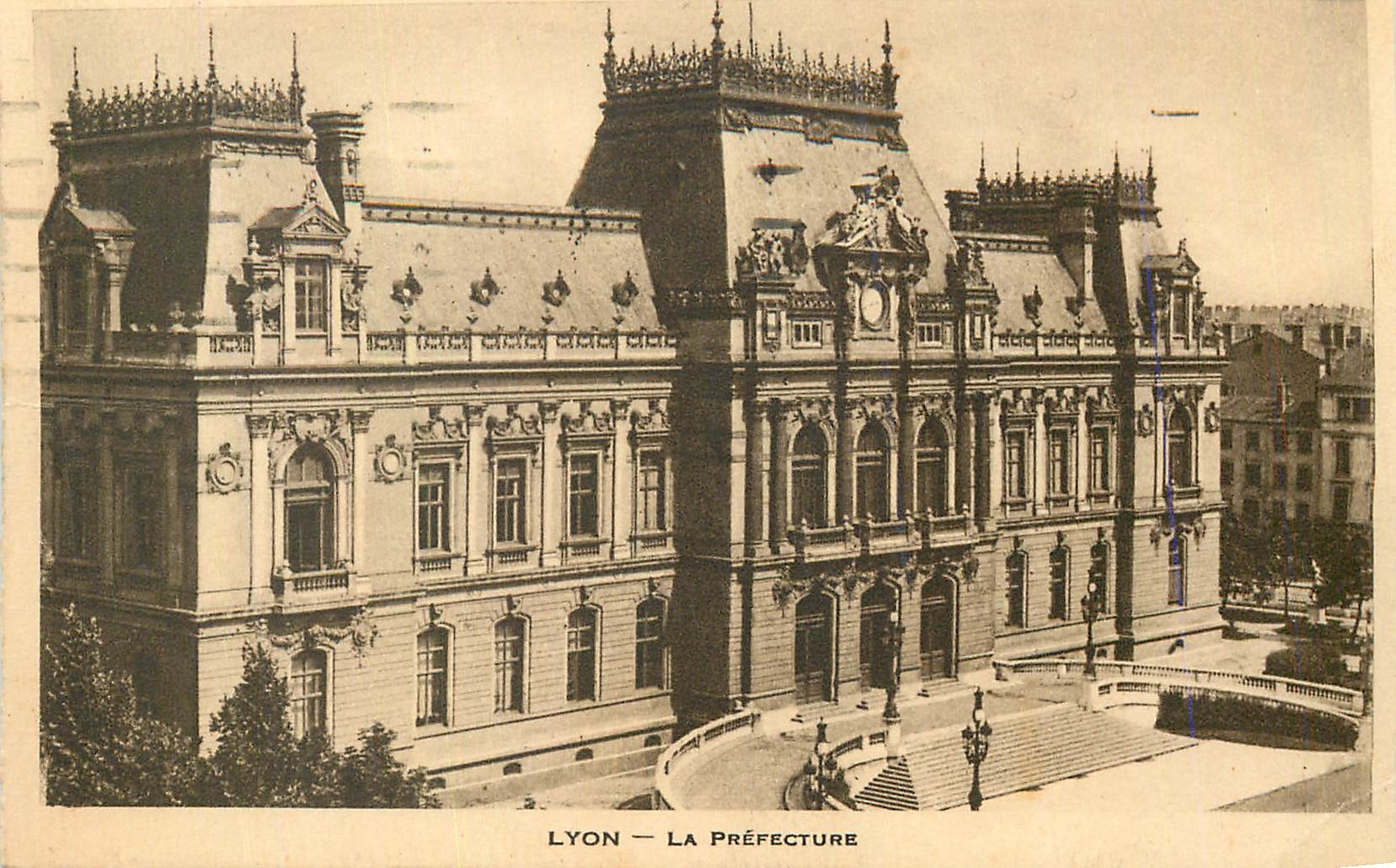 CPA Lyon La Prefecture