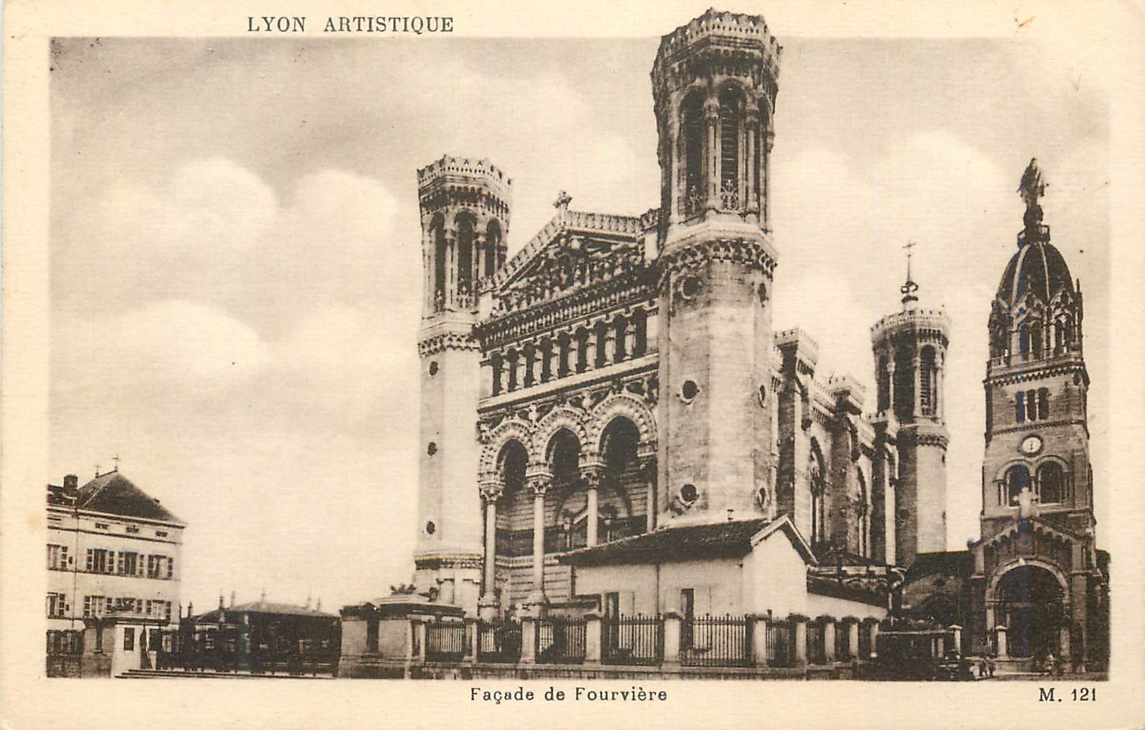 CPA Lyon Illustre Facade de Fourviere